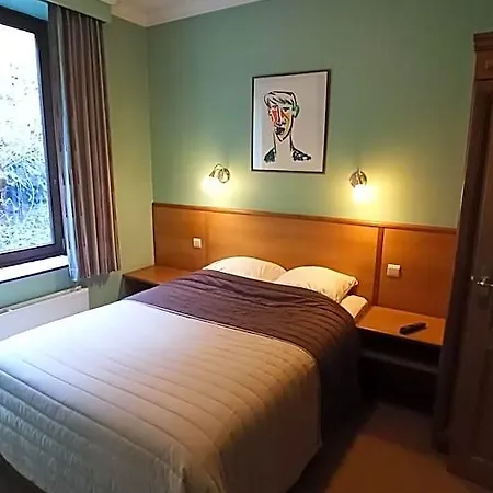 Le 3*